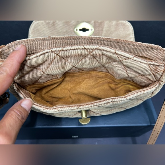 Patricia Nash Bonny Crossbody - Quilted
Stonewashed Denim - Picture 6 of 12